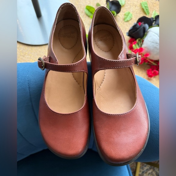 Dansko Brown Leather Mary Jane Comfort Shoes – Size 37 (6.5–7) - Picture 1 of 7